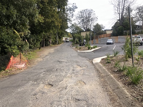 Creek Lane before upgrade