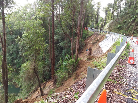 Kalang Road Slip.jpg